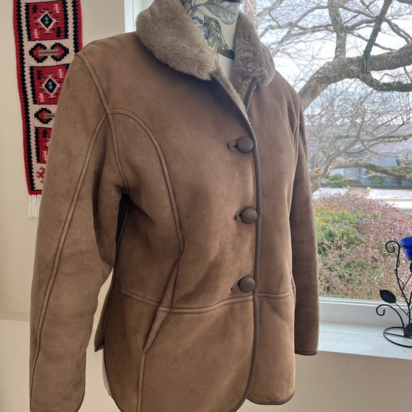 Shearling real sheep fur women's  jacket xs New Zealand made - Picture 1 of 7